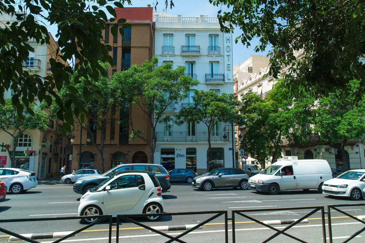 Blanq Carmen Hotel Valencia Exterior photo